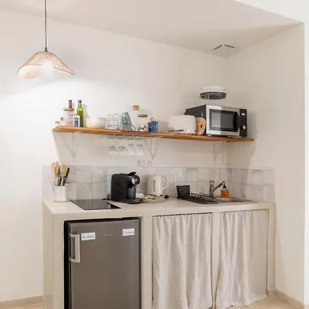 Immeuble 4 Apps Nimois Clim, Terrasse, Lumineux Maisoncarreeconciergerie Apartament